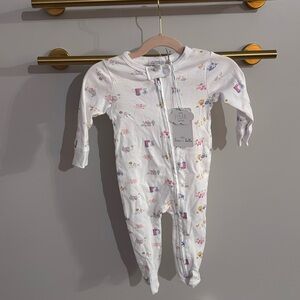 Baby farm themed onesie with matching hat.